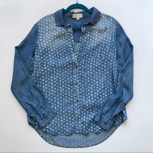Cloth & Stone Chambray Tencil button down